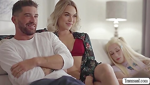 Milf gets fucked in her pussy